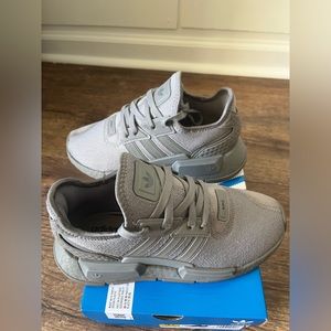 Adidas NMD R1 J Gray Sneakers